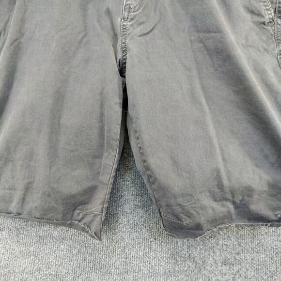 Weatherproof Mens Cut Off Chino Shorts Gray Size 38 Pockets Belt Loops - Picture 7 of 11